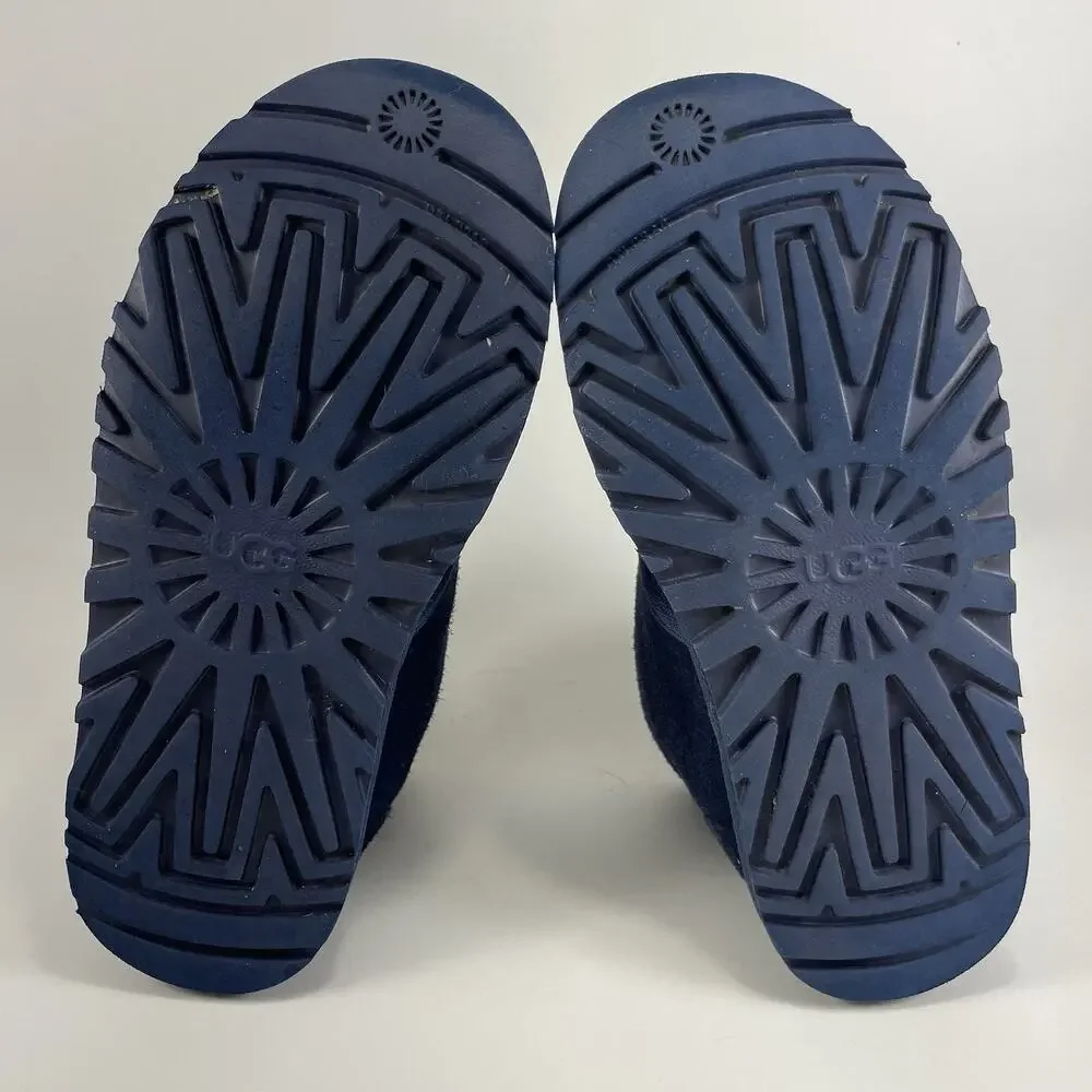UGG Neumel Shearing Lined Chukka Boots Youth Mens Size 6 Navy Blue Suede